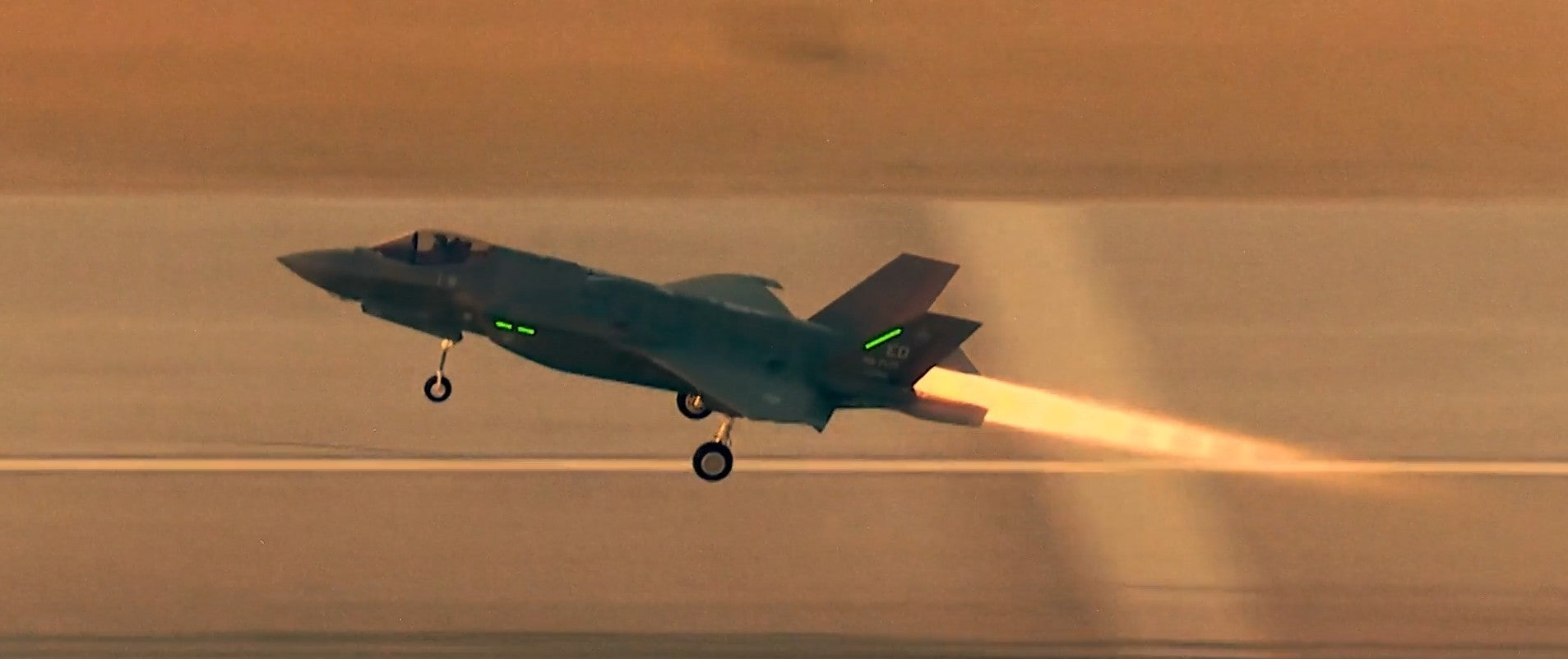 Load video: Air National Guard® F-35 Sizzle